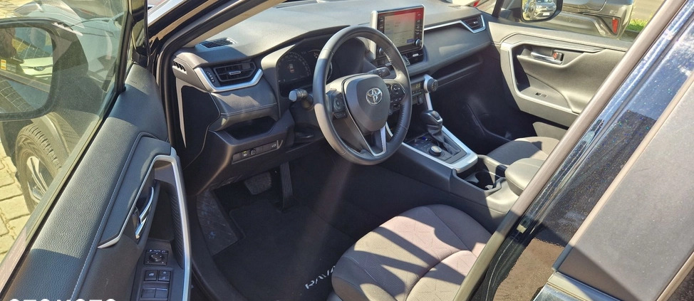 Toyota RAV4 cena 138900 przebieg: 60359, rok produkcji 2021 z Przedecz małe 301
